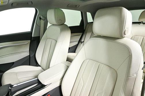 2023 Audi e-tron Premium Plus quattro
