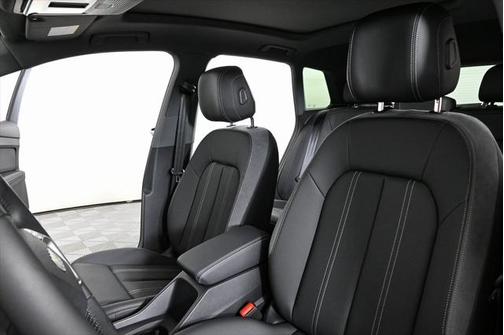 2025 Audi Q4 e-tron Premium 45 quattro