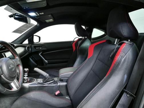 Asphalt 2013 Scion FR-S Base