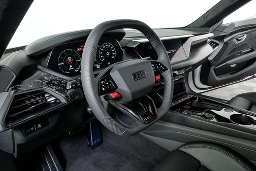 2026 Audi RS e-tron GT quattro