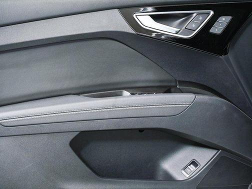 Glacier White 2025 Audi Q4 e-tron Premium 55 quattro