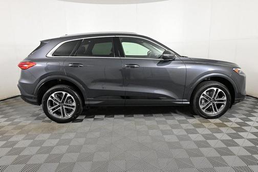 2025 Audi Q5 Premium