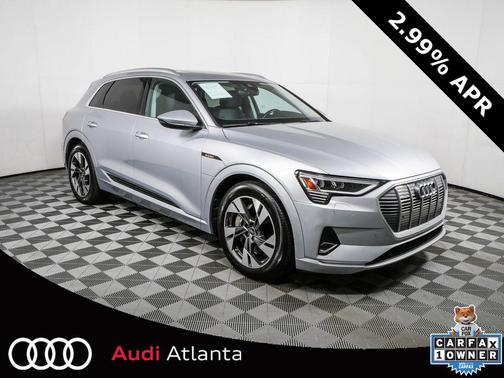 Florett Silver Metallic 2022 Audi e-tron Premium