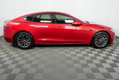 2020 Tesla Model S Performance