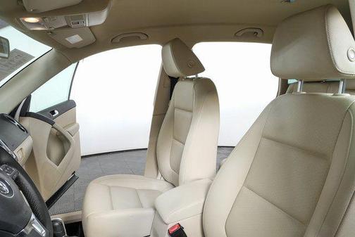 2014 Volkswagen Tiguan Auto SE