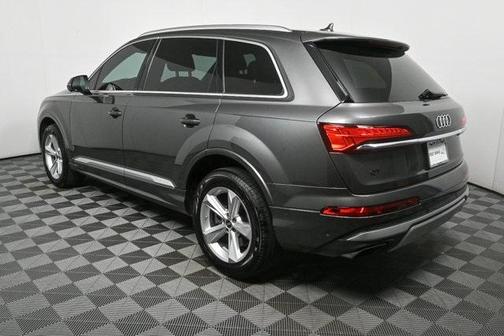 2025 Audi Q7 45 Premium