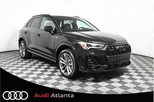 2025 Audi Q3 Premium 45 TFSI S line quattro Tiptronic