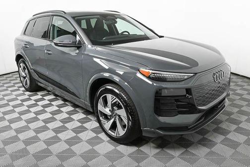 2025 Audi Q6 e-tron Premium Plus quattro