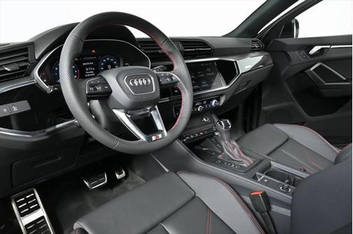2025 Audi Q3 45 S line Premium Plus