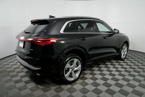 2025 Audi Q5 Premium Plus TFSI quattro S tronic