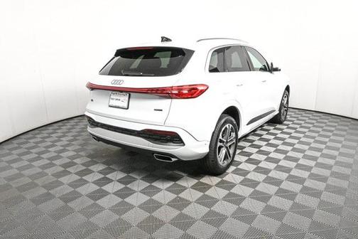 2025 Audi Q5 Premium