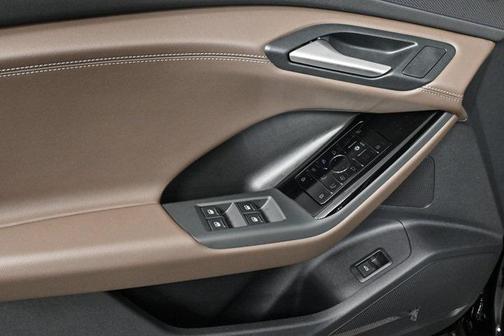2025 Audi Q6 e-tron Premium