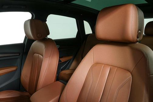 2022 Audi Q5 40 Premium Plus