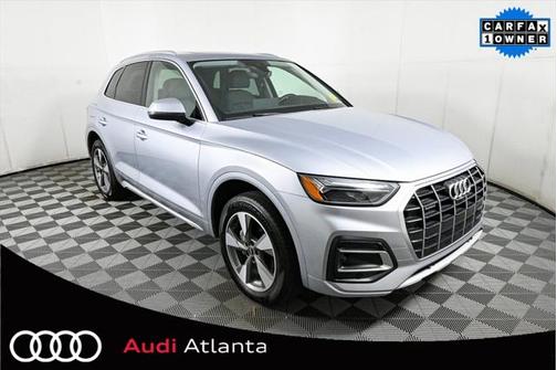 2022 Audi Q5 40 Premium Plus