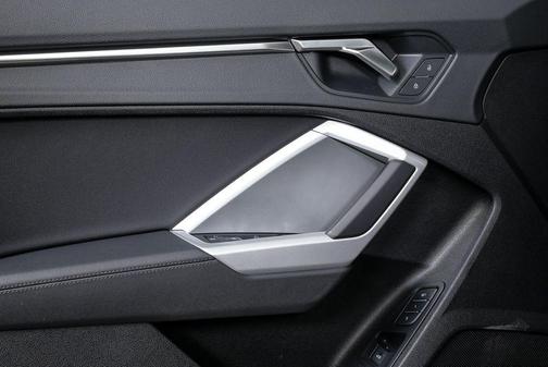 2024 Audi Q3 Premium 45 TFSI S line quattro Tiptronic