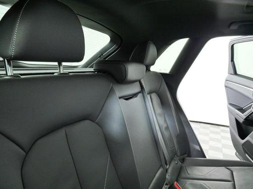 Mythos Black Metallic 2023 Audi Q3 Premium 45 TFSI S line quattro Tiptronic