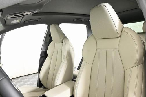 2025 Audi Q6 e-tron Premium Plus quattro