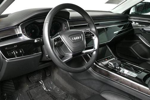 2022 Audi A8 L 55 TFSI quattro Tiptronic