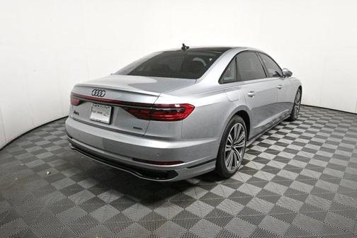 2022 Audi A8 L 55 TFSI quattro Tiptronic