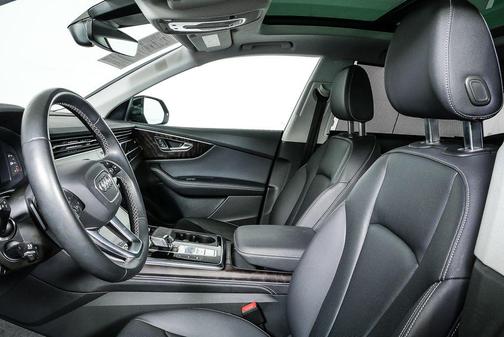 2023 Audi Q8 55 Prestige