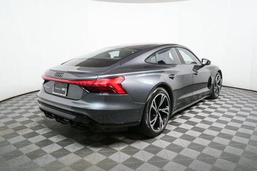 2023 Audi e-tron GT Prestige quattro