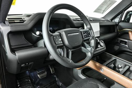 2024 Land Rover Defender 110 P400 X