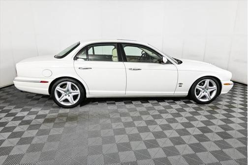 2007 Jaguar XJ XJR