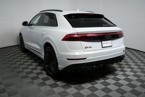 2026 Audi SQ8 4.0T Premium Plus