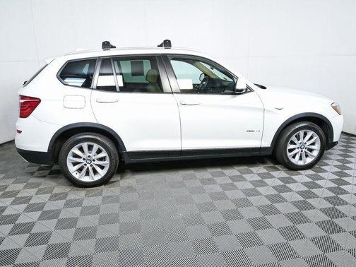White Metallic 2017 BMW X3 xDrive28i