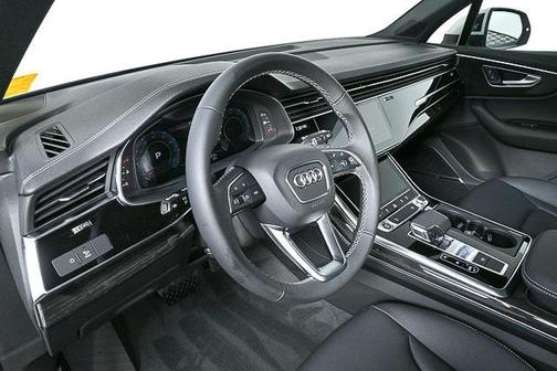 2026 Audi Q7 55 Premium