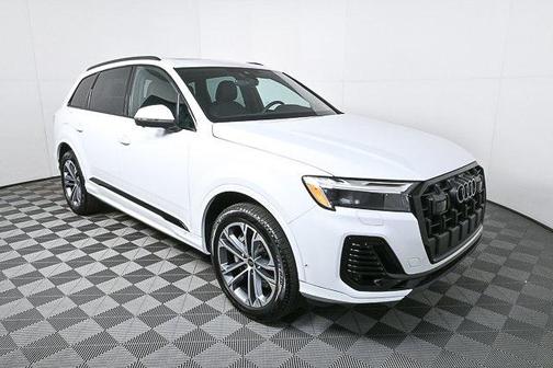 2026 Audi Q7 55 Premium