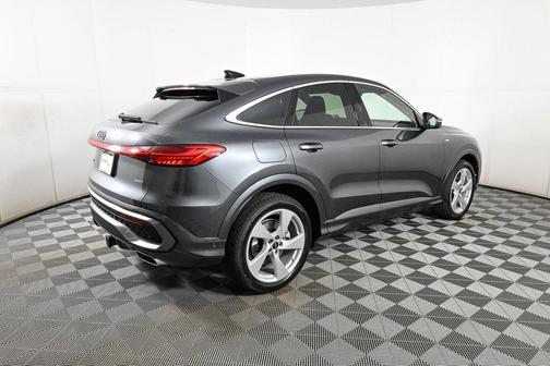 2025 Audi Q5 Prestige TFSI quattro S tronic