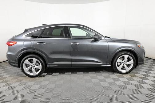 2025 Audi Q5 Prestige TFSI quattro S tronic