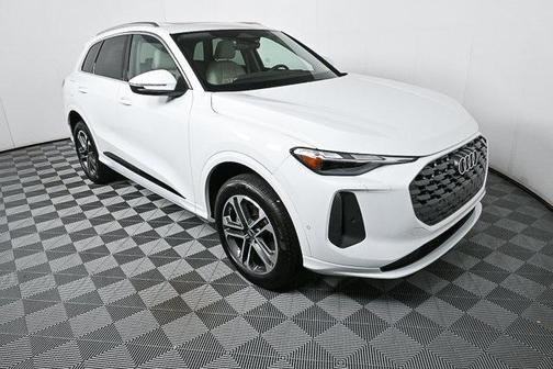 2025 Audi Q5 Premium
