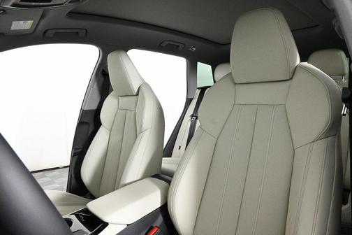 2025 Audi Q6 e-tron Premium Plus quattro