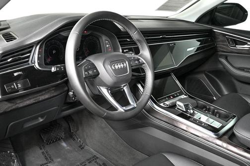 2023 Audi Q8 55 Prestige