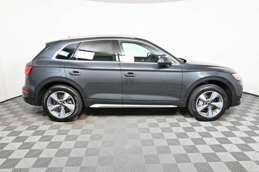 2024 Audi Q5 40 Premium