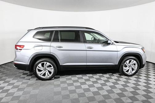 2023 Volkswagen Atlas 3.6L SE w/Technology