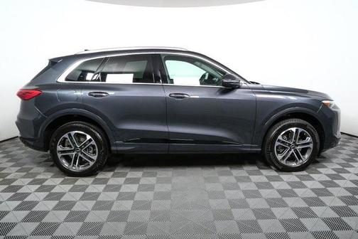 2025 Audi Q5 Premium Plus TFSI quattro S tronic