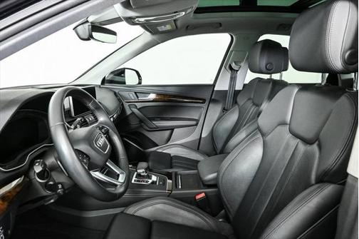 2020 Audi Q5 45 Premium Plus