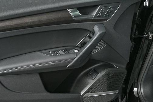 2025 Audi Q5 55 S line Premium Plus