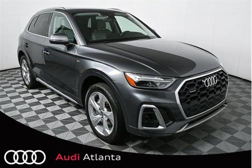2022 Audi Q5 45 S line Premium Plus