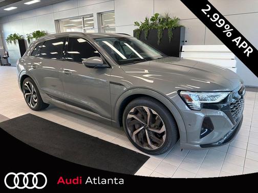 2024 Audi Q8 e-tron Premium Plus