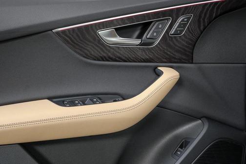 2026 Audi Q7 55 Premium Plus