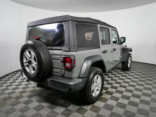 Sting-Gray Clearcoat 2018 Jeep Wrangler Unlimited Sport