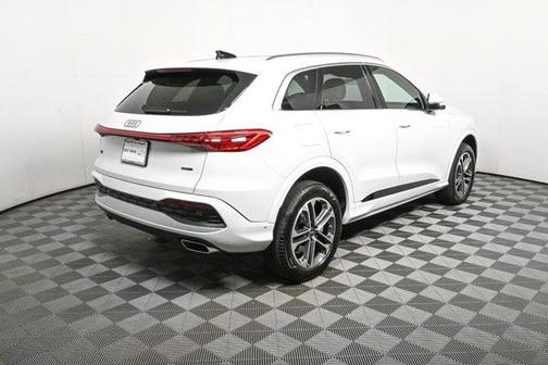 2025 Audi Q5 Premium