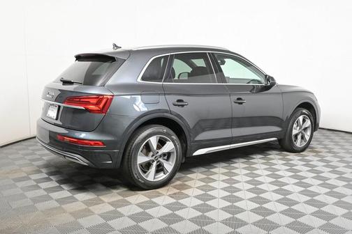 2023 Audi Q5 40 Premium Plus