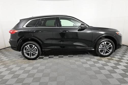 2025 Audi Q5 Premium