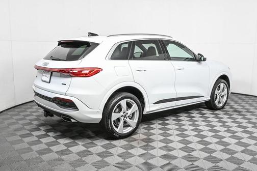 2025 Audi Q5 Premium Plus TFSI quattro S tronic