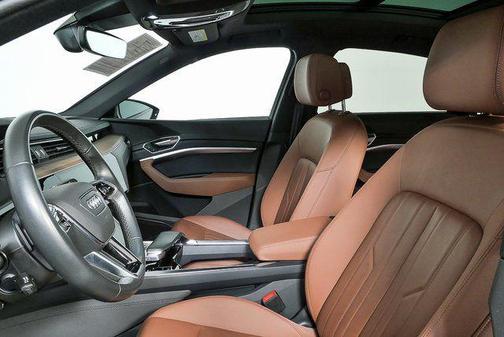 2022 Audi e-tron Sportback S line Premium